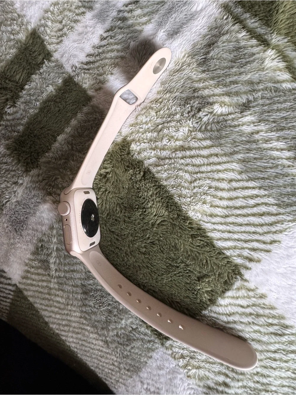 Apple Watch SE3 - Starlight with Starlight S/M Band (charging cord included)